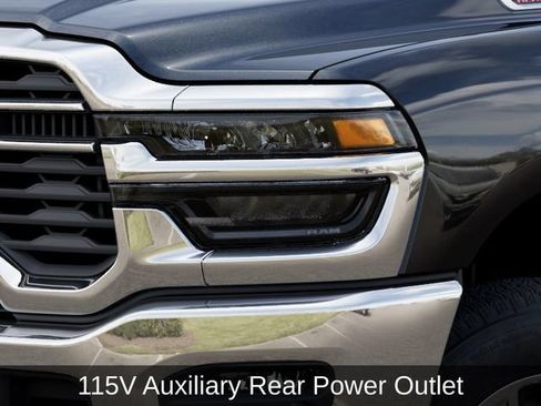New 2026 RAM 2500 Big Horn AWD/4WD image 11