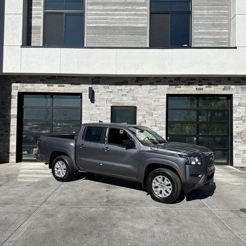 Used 2022 Nissan Frontier SV w/ Technology Package AWD/4WD image 1