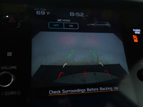 Used 2020 Subaru Outback Premium image 28