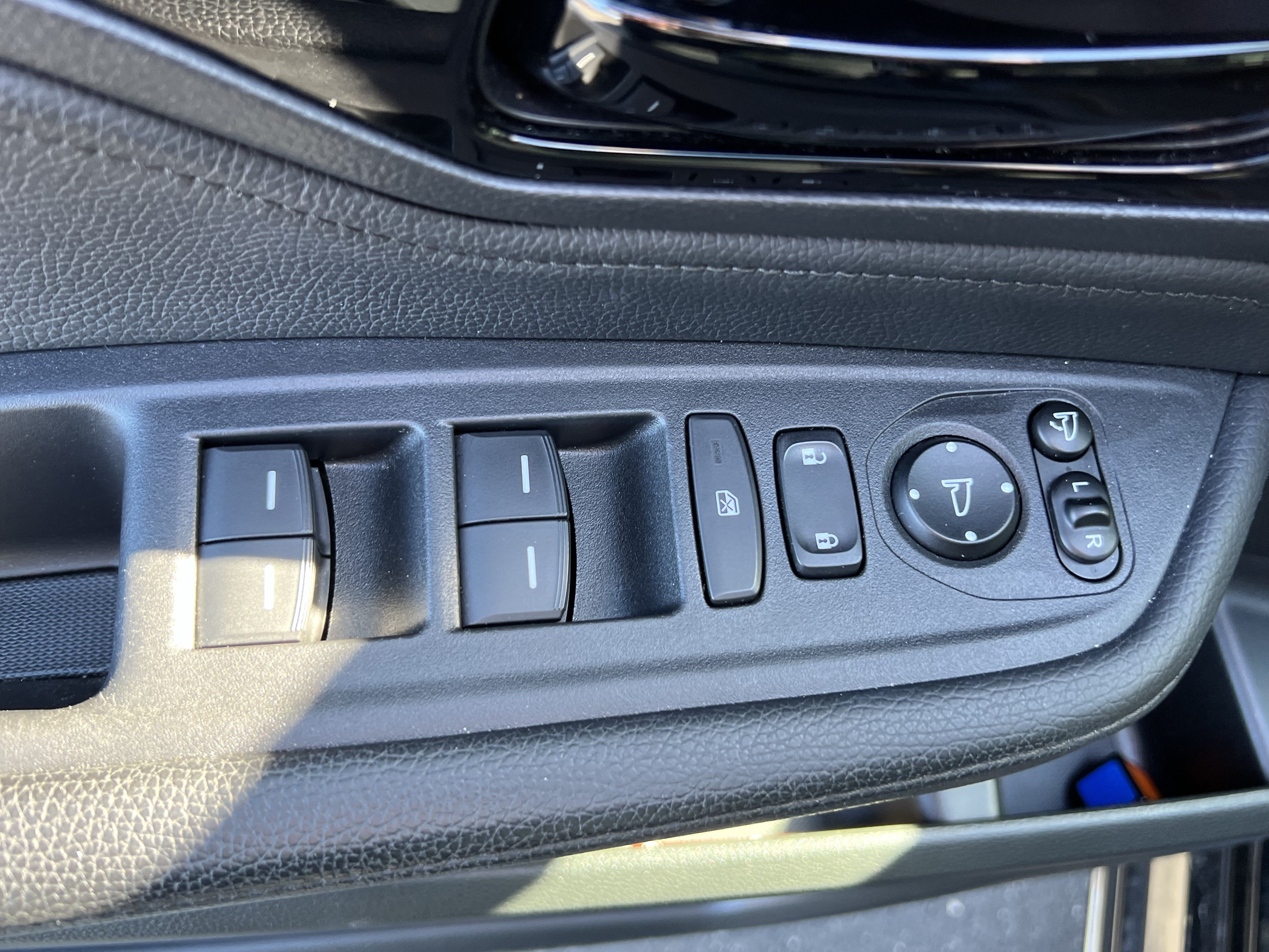 Used 2021 Honda Odyssey Elite image 15