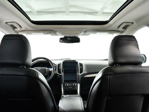 Used 2024 Ford Edge SEL w/ Convenience Package image 17