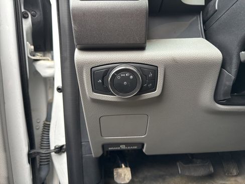 Used 2019 Ford F350 XL w/ Power Equipment Group image 12