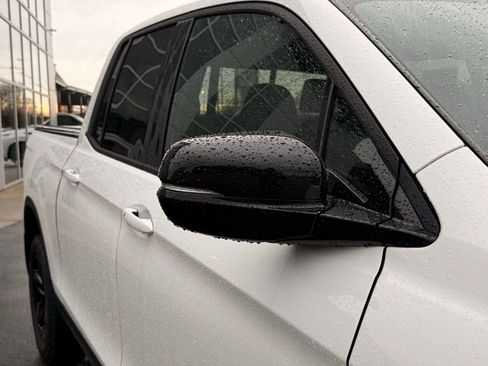 Used 2023 Honda Ridgeline Black Edition image 16