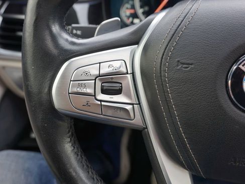 Used 2016 BMW 750i xDrive image 37