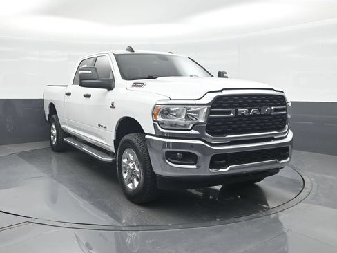 Used 2024 RAM 2500 Big Horn AWD/4WD image 8