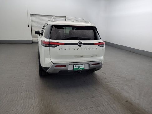 Used 2022 Nissan Pathfinder SL w/ SL Premium Package AWD/4WD image 6