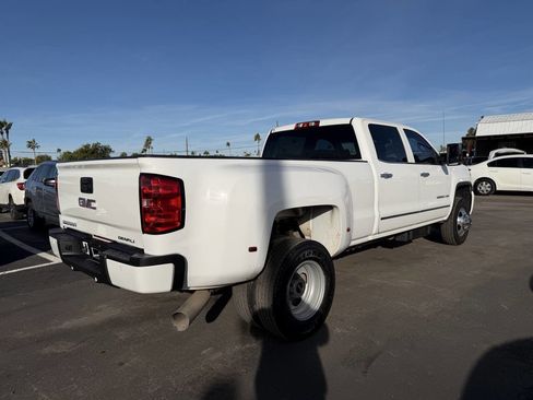Used 2015 GMC Sierra 3500 Denali w/ Duramax Plus Package image 15