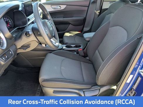 Used 2023 Kia Forte LXS w/ LXS Technology Package image 14