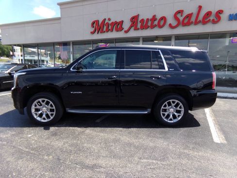 Used 2015 GMC Yukon SLT w/ HD Trailering Package AWD/4WD image 2
