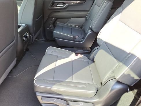 New 2026 GMC Yukon XL Elevation image 9