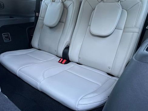 Used 2025 Lincoln Aviator Reserve w/ Jet Appearance Package image 13