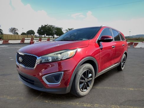Used 2017 Kia Sorento LX FWD image 5