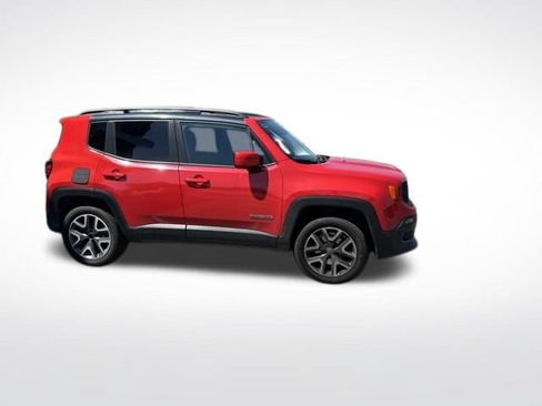 Used 2015 Jeep Renegade Latitude w/ Trailer Tow Group AWD/4WD image 12