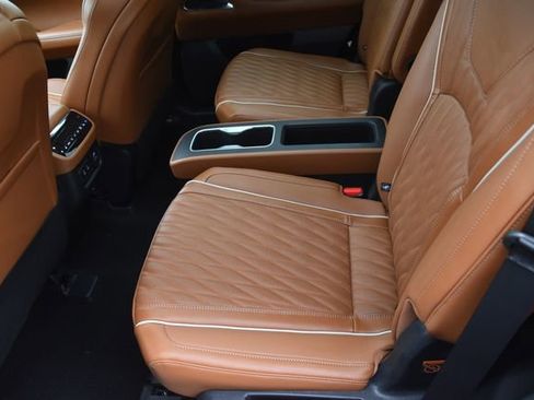 New 2026 INFINITI QX60 Autograph w/ Dark Cargo Package image 19