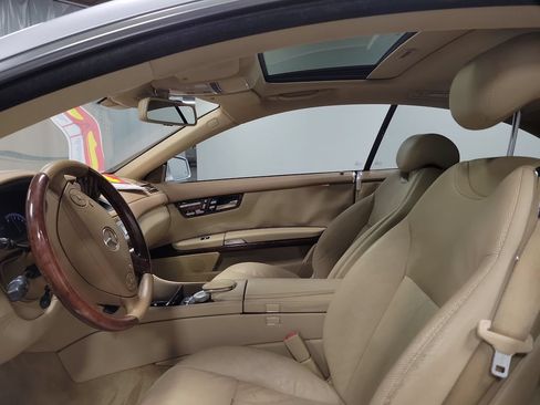 Used 2013 Mercedes-Benz CL 550 4MATIC image 17