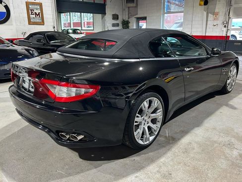 Used 2011 Maserati GranTurismo Convertible RWD image 10