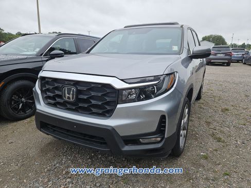 Certified 2024 Honda Passport EX-L image 2