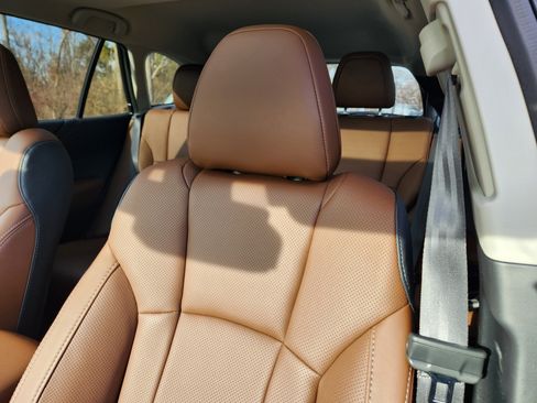 Certified 2025 Subaru Outback Touring XT image 11