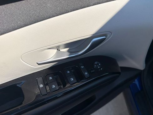 Used 2022 Hyundai Tucson Limited FWD image 15