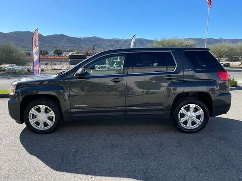 Used 2017 GMC Terrain SLE image 8