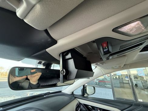 Used 2024 Subaru Outback Limited image 26