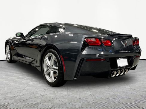 Used 2017 Chevrolet Corvette Stingray Coupe w/ 1LT RWD image 4