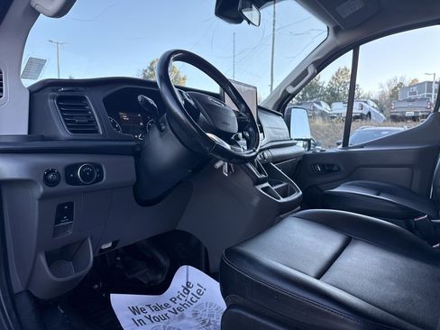 Used 2023 Ford Transit 250 Low Roof AWD image 12