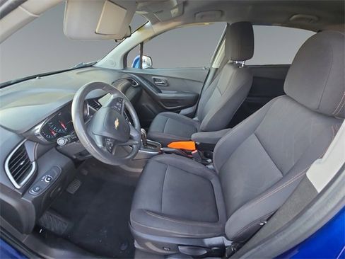Used 2017 Chevrolet Trax LT image 13