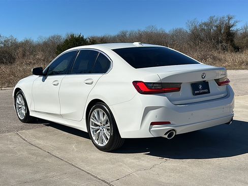 Certified 2024 BMW 330i Base w/ Convenience Package image 6