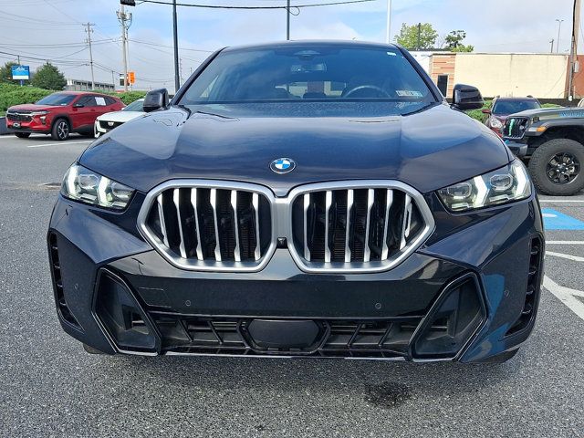 Used 2024 BMW X6 xDrive40i AWD/4WD image 2