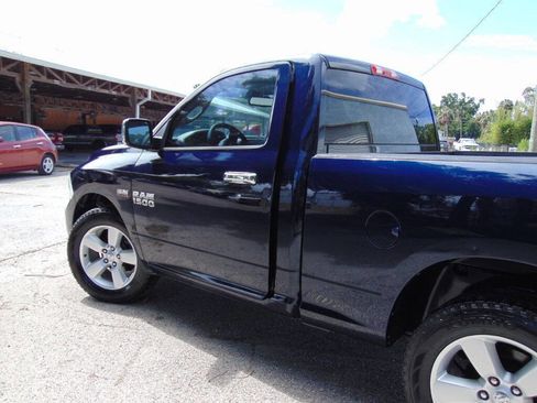 Used 2014 RAM 1500 Express RWD image 9