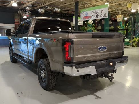 Used 2018 Ford F250 XLT w/ XLT Value Package image 10