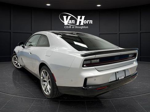 Used 2025 Dodge Charger R/T Scat Pack w/ Track Pack image 5