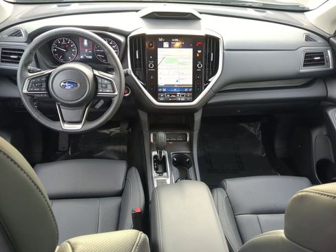 Used 2024 Subaru Ascent Limited w/ Technology Package image 18