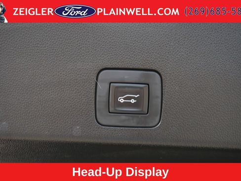 Used 2021 Buick Encore GX Essence w/ Advanced Technology Package AWD/4WD image 11
