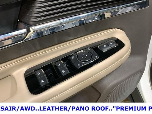 Used 2022 Lincoln Corsair AWD w/ Premium Package image 29