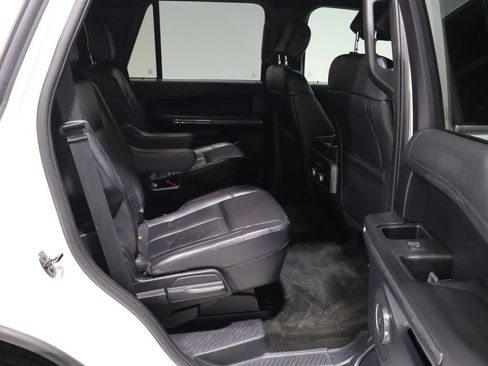 Used 2020 Ford Expedition XLT w/ Equipment Group 202A AWD/4WD image 26
