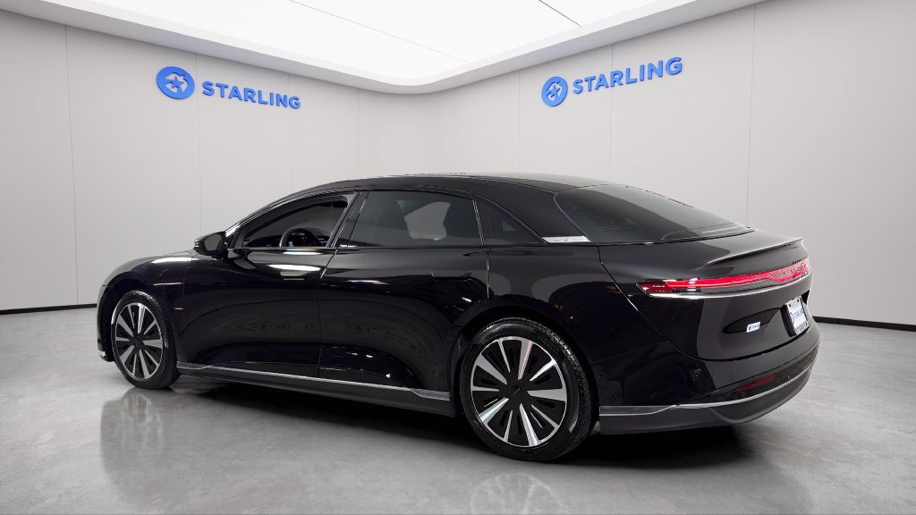 Used 2025 Lucid Air Pure RWD image 5