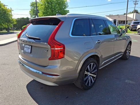 Used 2022 Volvo XC90 T6 Inscription w/ Climate Package AWD/4WD image 5
