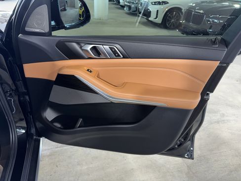 Certified 2023 BMW X5 sDrive40i image 9