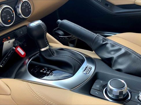 Used 2025 MAZDA MX-5 Miata RF Grand Touring RWD image 7