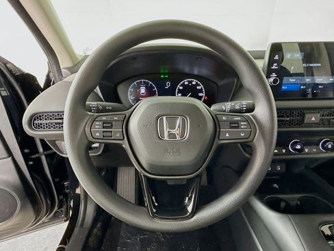 New 2026 Honda HR-V LX image 11