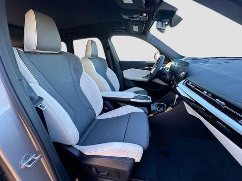 New 2026 BMW X1 xDrive28i w/ Technology Package image 23