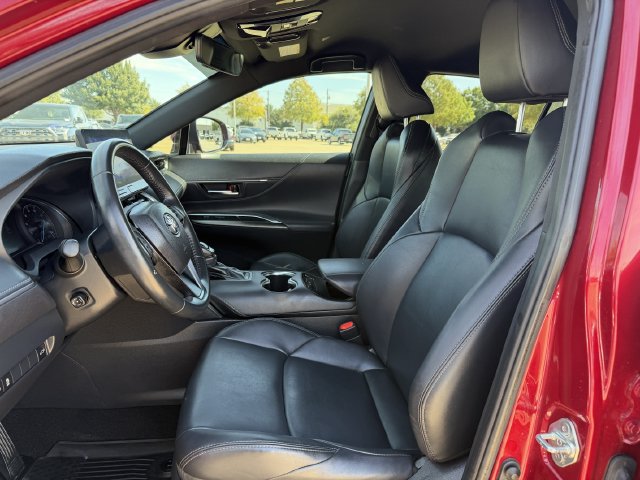 Used 2024 Toyota Venza XLE AWD/4WD image 24