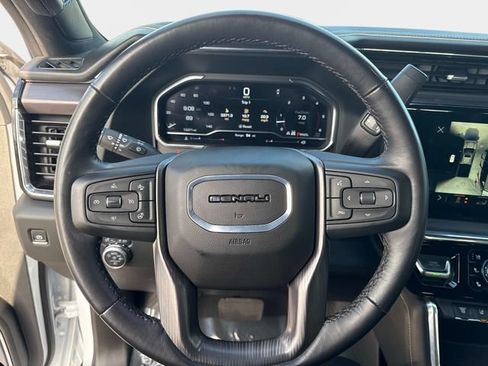 Used 2024 GMC Sierra 2500 Denali Ultimate AWD/4WD image 22