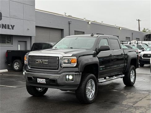 Used 2015 GMC Sierra 1500 SLE w/ SLE Value Package image 4