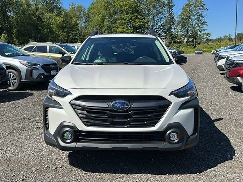 New 2025 Subaru Outback Premium image 2
