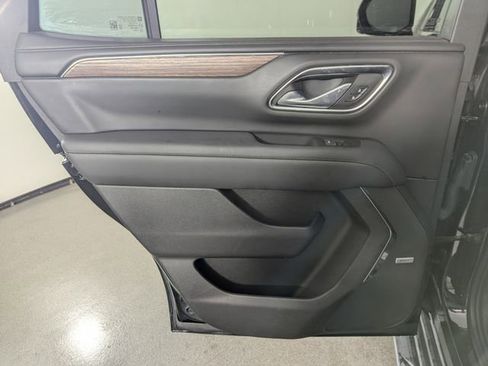 Used 2024 Chevrolet Tahoe High Country image 16