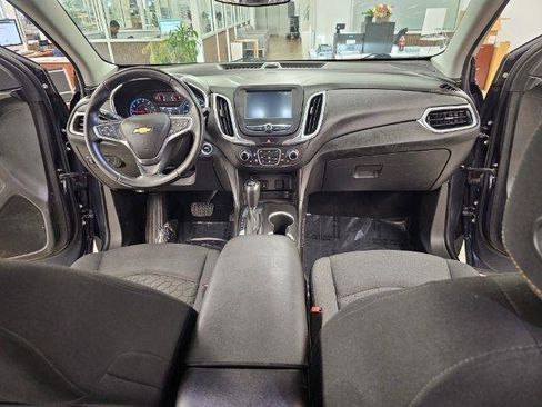 Used 2018 Chevrolet Equinox LT FWD image 9