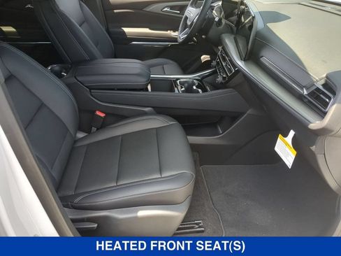 New 2026 Chevrolet Traverse LT w/ Driver Confidence Package AWD/4WD image 22